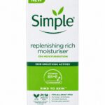کرم مرطوب‌کننده و آبرسان سیمپل مدل ریچ (Simple Replenishing Rich Moisturiser)